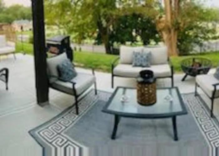 Entire residential home -Omaha